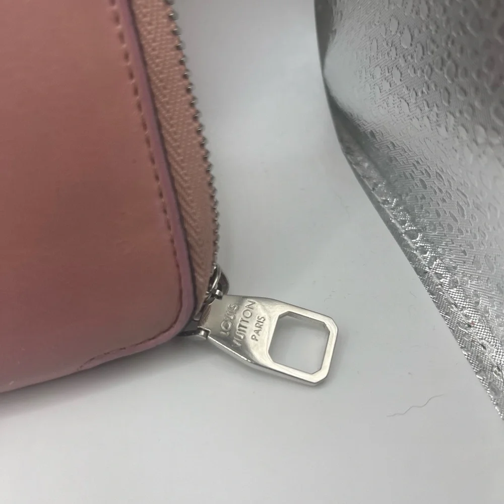 Louis Vuitton Articles De Voyage Zippy Wallet